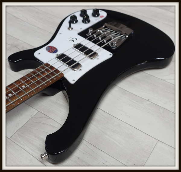 Preview: Rickenbacker 4030S Shortscale, Jetglo, Limited Run
